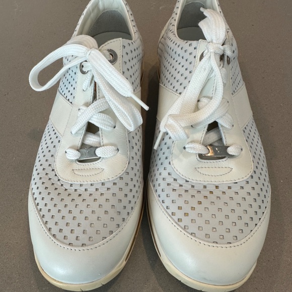 Men’s vintage Louis Vuitton shoes - Picture 2 of 7